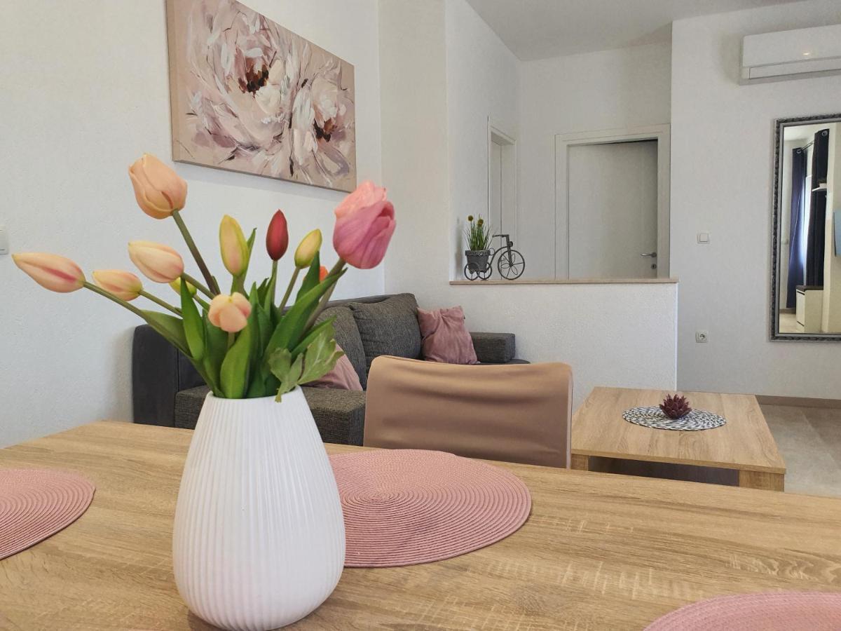 Apartment Rados Dugopolje Ngoại thất bức ảnh